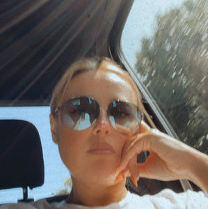 Meet your Posher, Anna